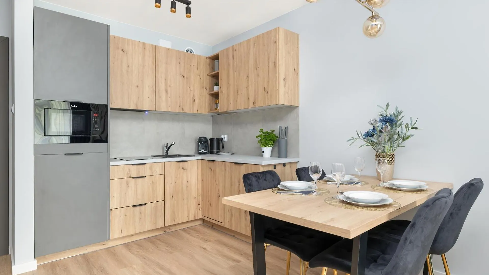 Stylowe Apartamenty Z Parkingiem I Balkonem W Kolobrzegu By Noclegi Renters