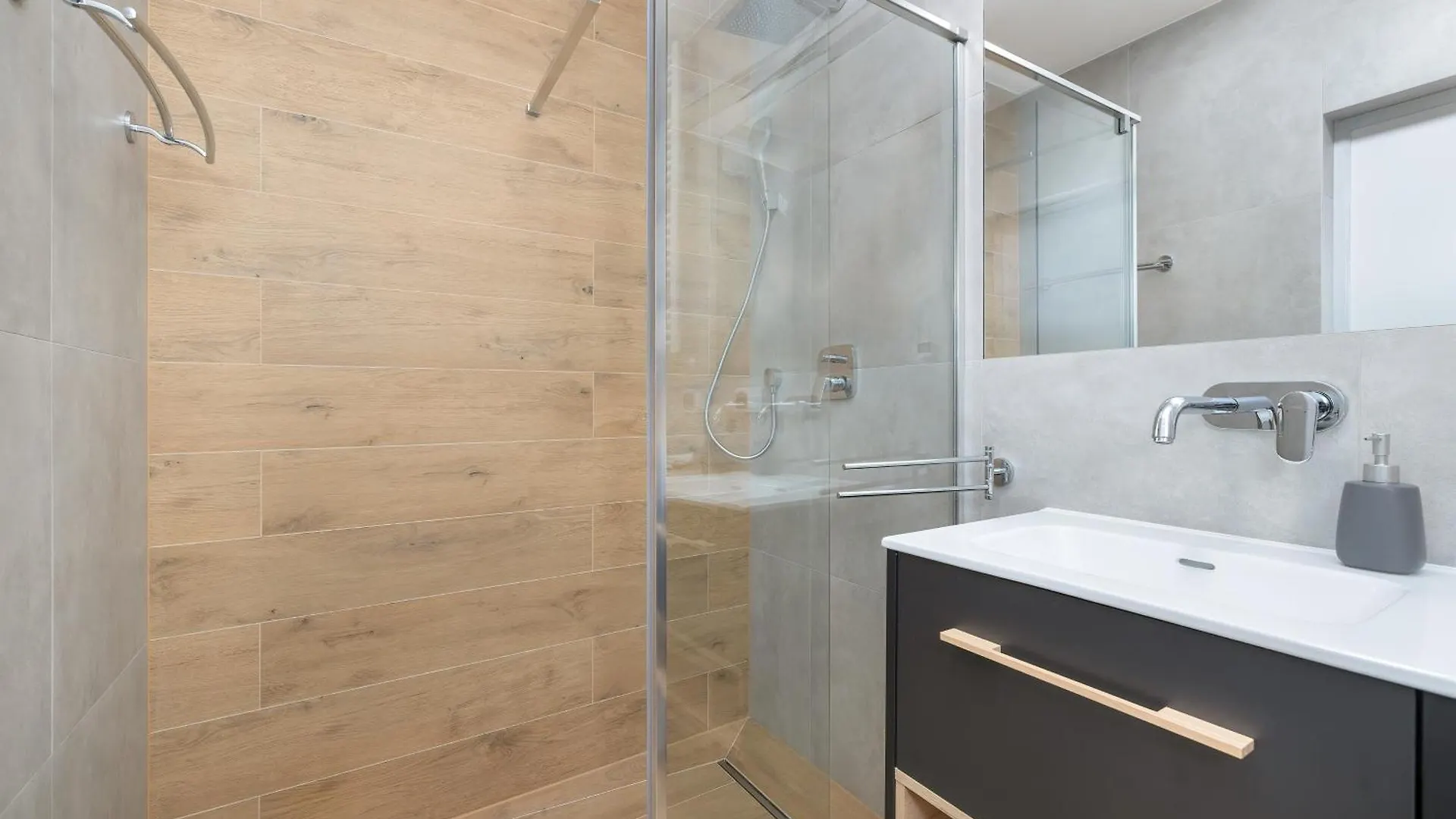 Stylowe Apartamenty Z Parkingiem I Balkonem W Kolobrzegu By Noclegi Renters